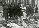 A Dohány utcai zsinagóga udvarán talált holttestek 1945-ben