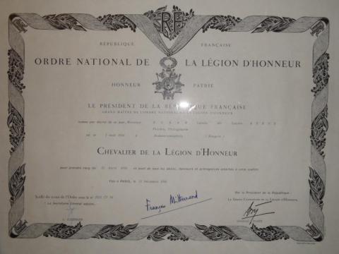 Lucien Hervé Francia Becsületrend oklevele