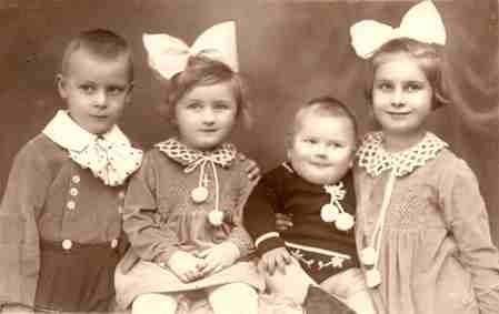 A Kuklay testvérek: Antal, Mariann, Zoltán, Márta