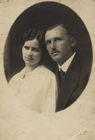 Tóth István szüleinek esküvői fotója